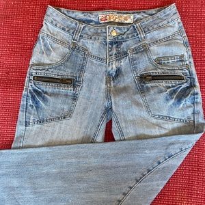 VINTAGE LOW WAISTED JEANS
